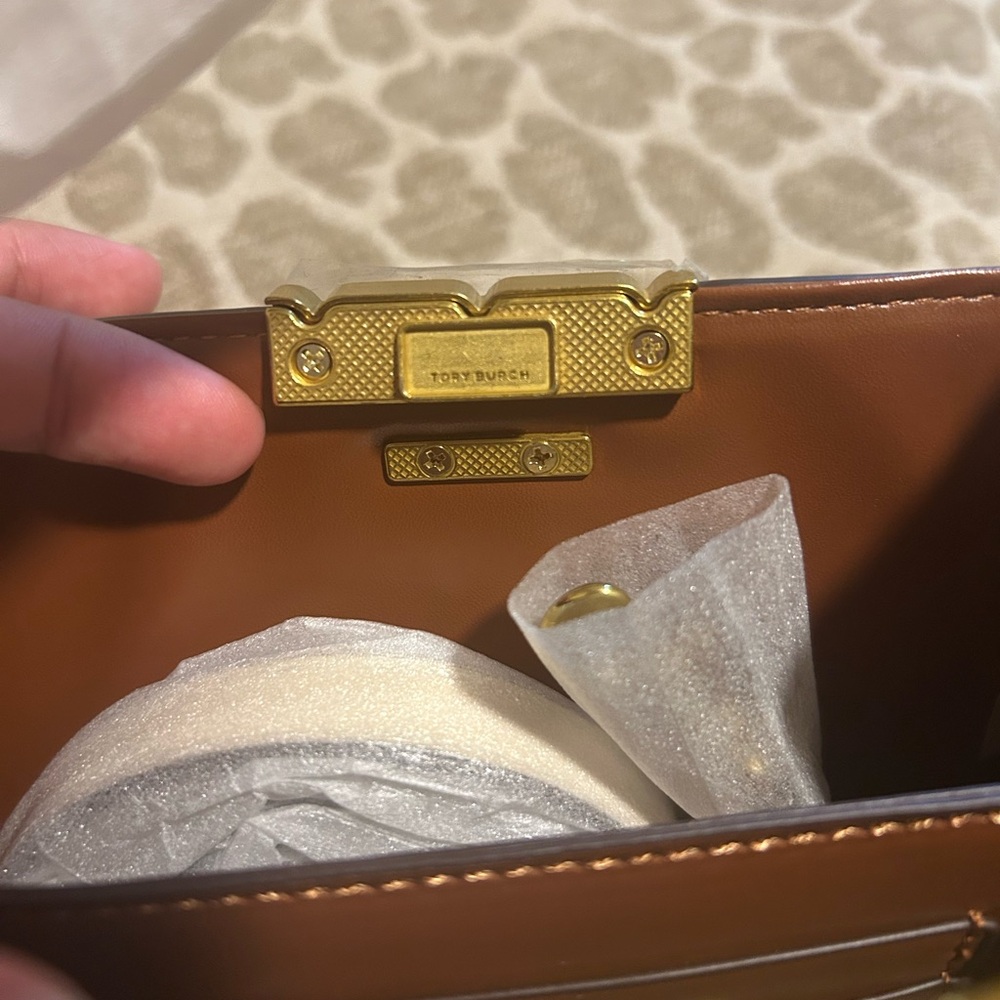 Tory Burch MINI ELEANOR SATCHEL in Crème - Picture 11 of 14
